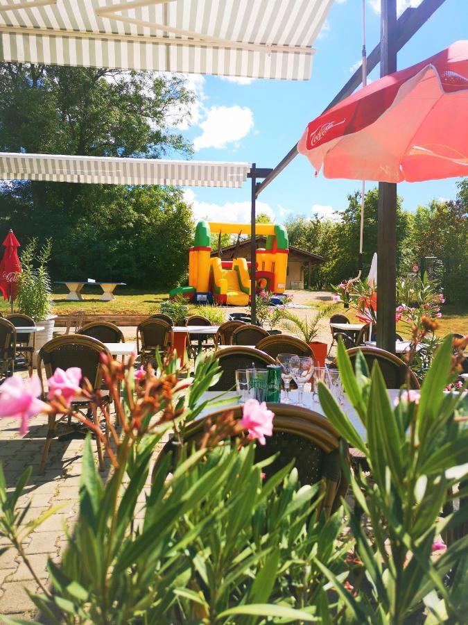 Camping Domaine De Mepillat Saint-Nizier-le-Bouchoux Buitenkant foto