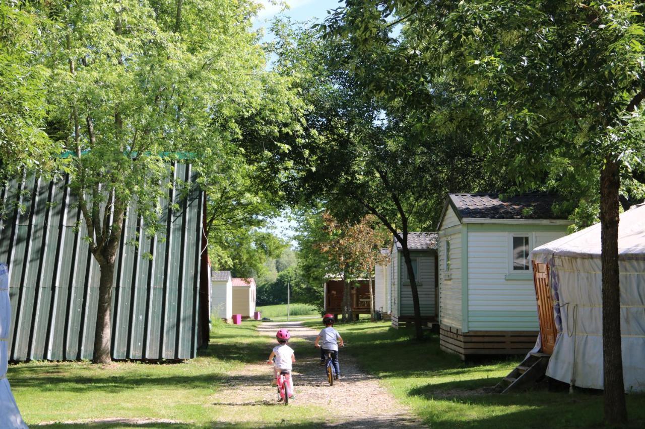 Camping Domaine De Mepillat Saint-Nizier-le-Bouchoux Buitenkant foto