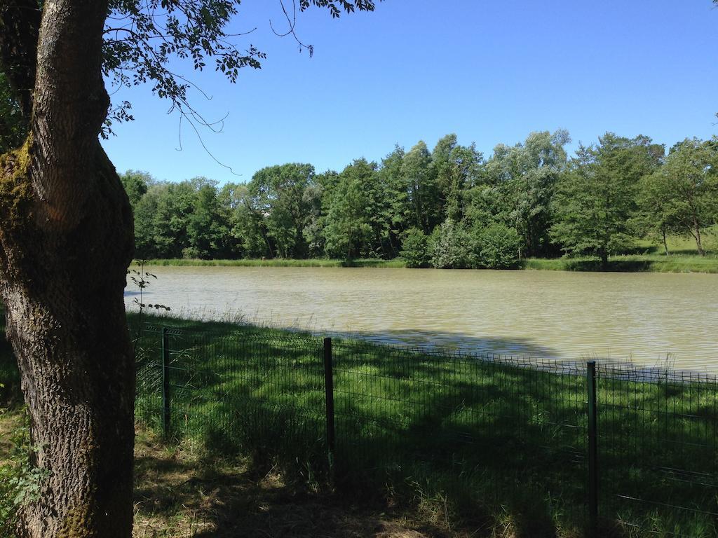 Camping Domaine De Mepillat Saint-Nizier-le-Bouchoux Buitenkant foto