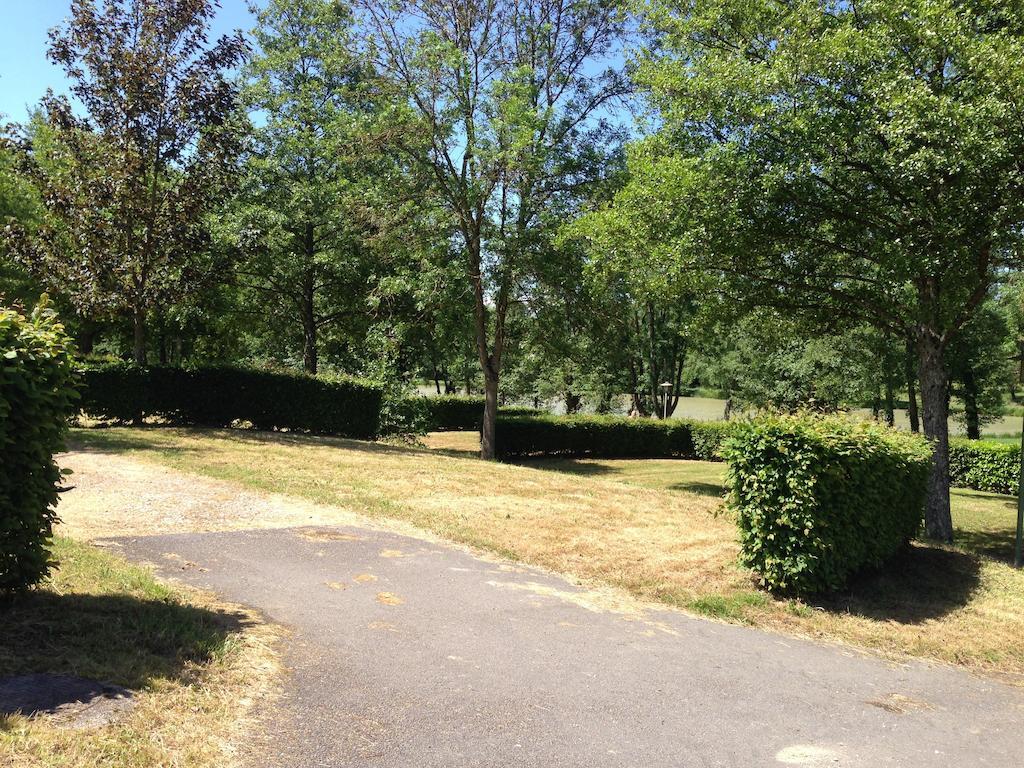 Camping Domaine De Mepillat Saint-Nizier-le-Bouchoux Buitenkant foto