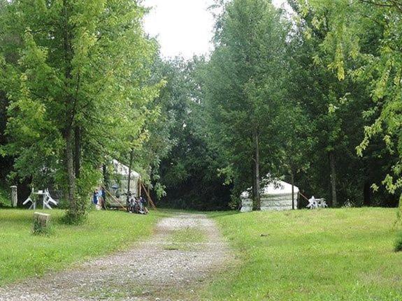 Camping Domaine De Mepillat Saint-Nizier-le-Bouchoux Buitenkant foto
